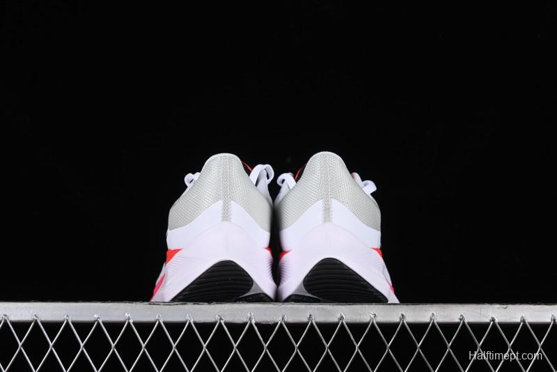 Nike Zoom Winflo 8 Breathable Mesh Running Shoes with Forefoot and Heel Zoom Air Cushion - CW3419-100