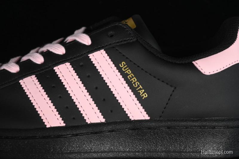 Adidas Superstar EG4959 Casual Sneakers with Shell Toe Design