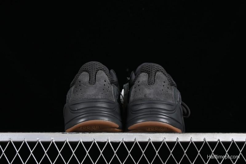 Adidas Yeezy Boost 700 V2 Utility Black Running Shoes with 3M Reflective Details - FV5304