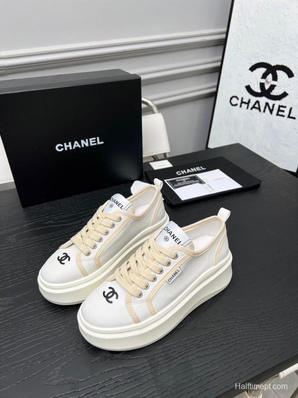 2025 Women Chanel White Canvas Sneakers LY00250