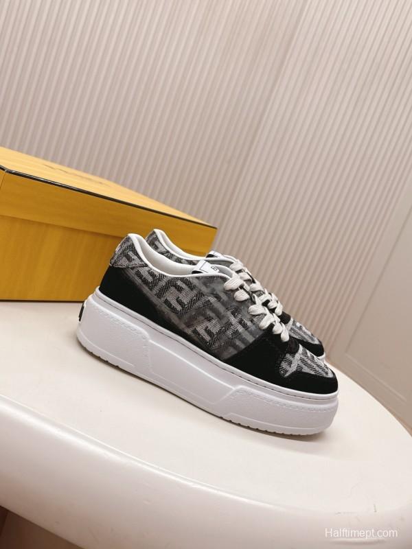 2025 Women Fendi Black Grey Leather Suede Sneakers LY00340