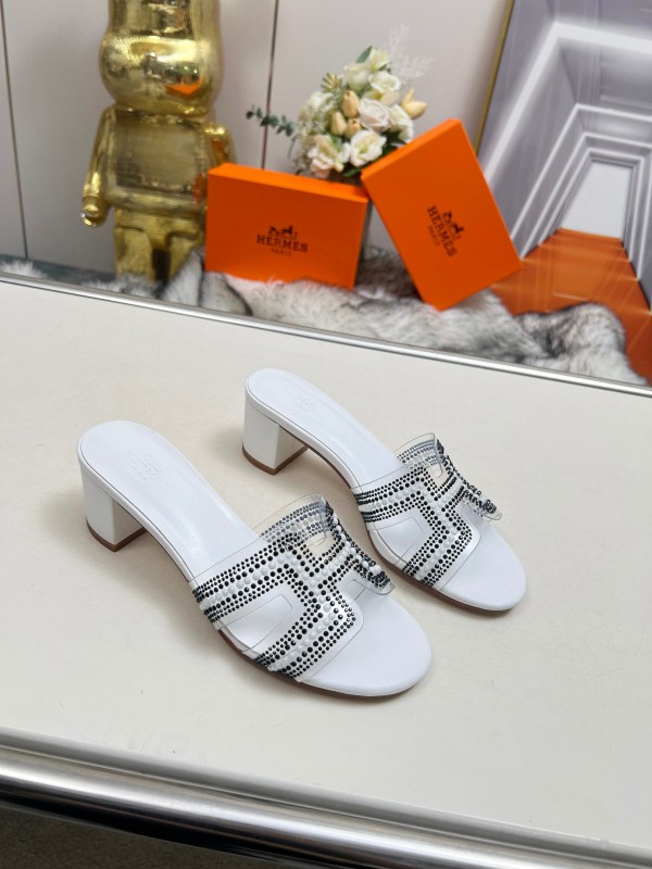 2025 Slippers Hermès White Leather Crystal MJ00180