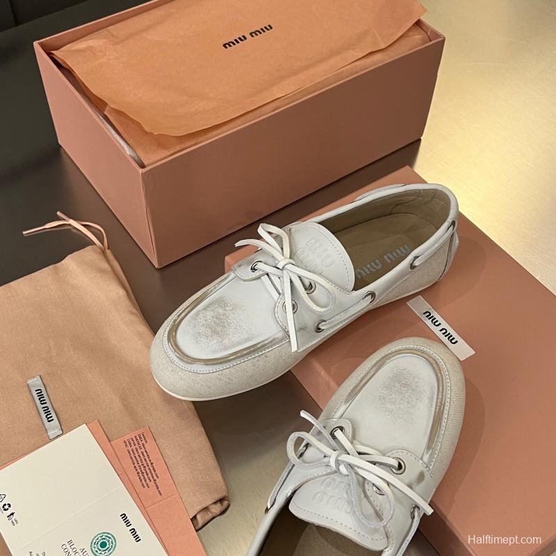 2025 Women Miu Miu White Leather Loafers LY00230