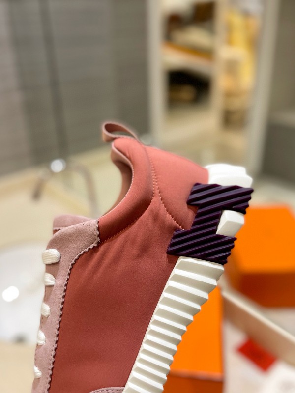 2024 Women Hermès pink beige suede mesh sneakers MJ00320