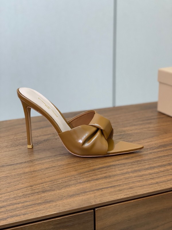 2025 Women Gianvito Rossi Brown Leather Stiletto Heels