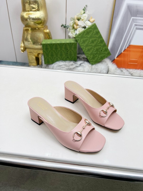 2025 Women Gucci Pink Leather Block Heel Mules MJ00180