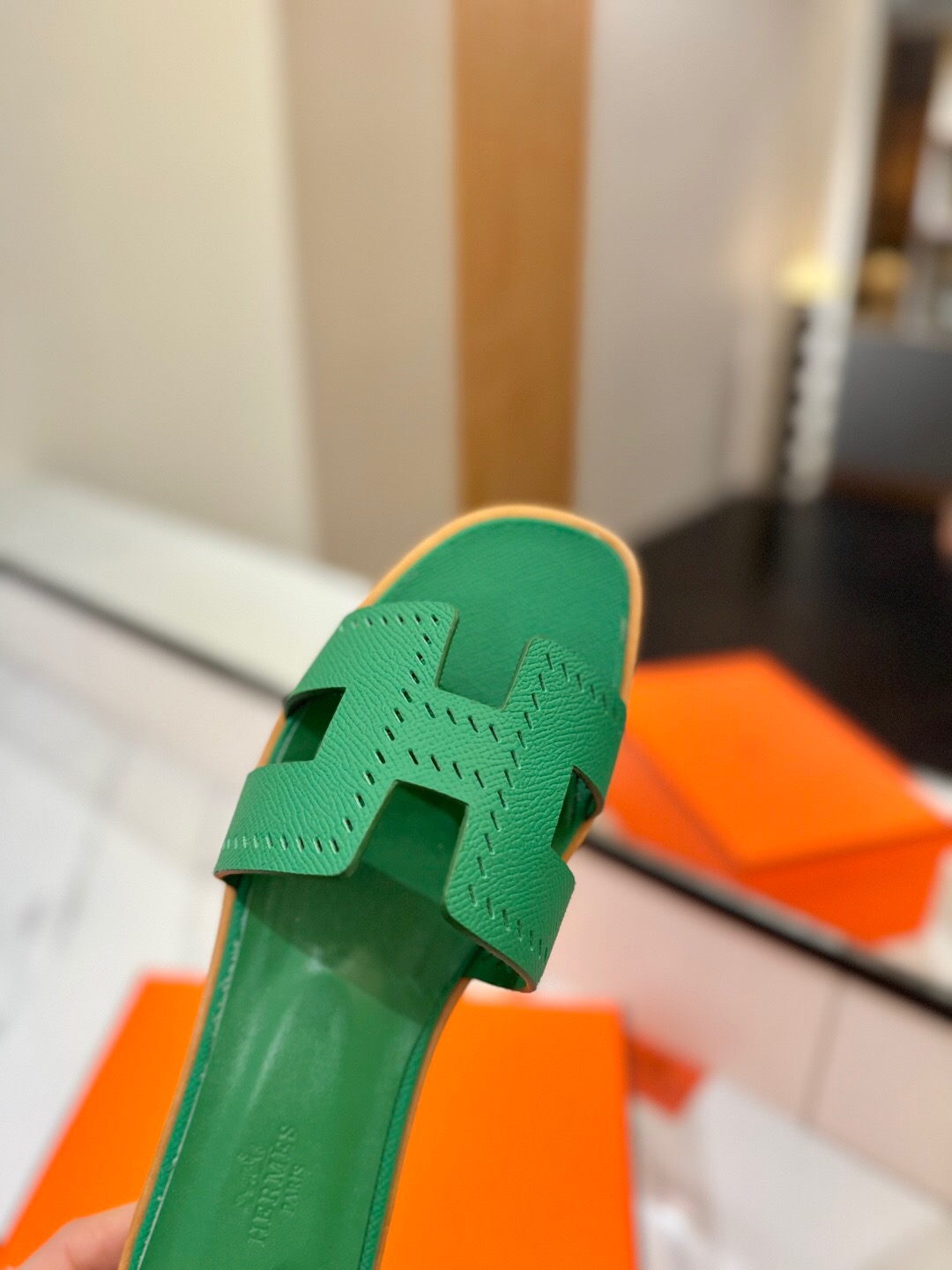 2025 Women Hermès Green Leather Slippers
