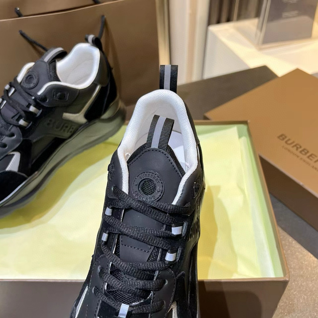 2025 Unisex Burberry Black White Leather Suede Sneakers MJ00380