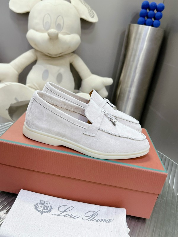 2024 Unisex Le Parmentier White Suede Loafers MJ00270