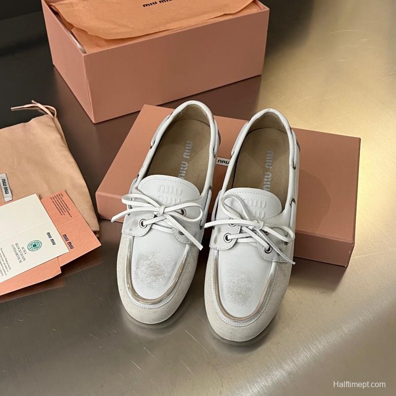 2025 Women Miu Miu White Leather Loafers LY00230