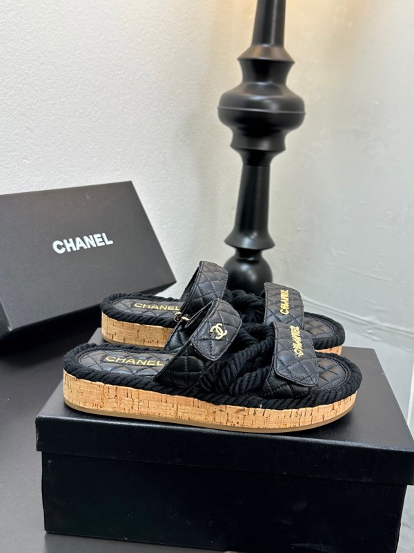 2025 Slippers Chanel Black Leather Cork Sole Sandal LY00250