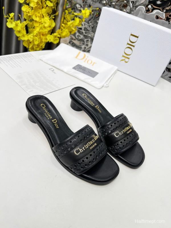 2025 Women Dior Black Leather Slippers LY00250