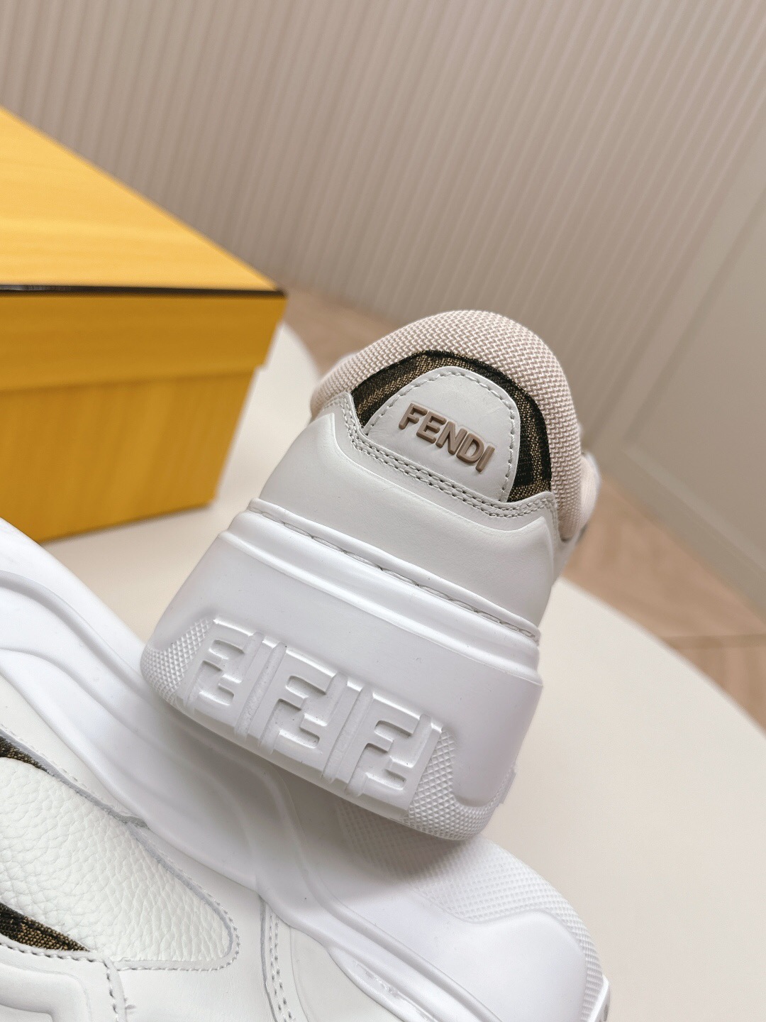 2024 Women Fendi White Beige Leather Sneakers