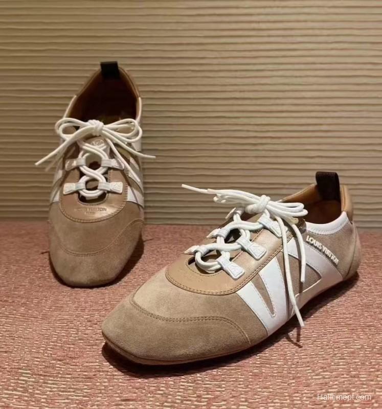 2025 Men Louis Vuitton Beige White Suede Leather Sneakers LY00340