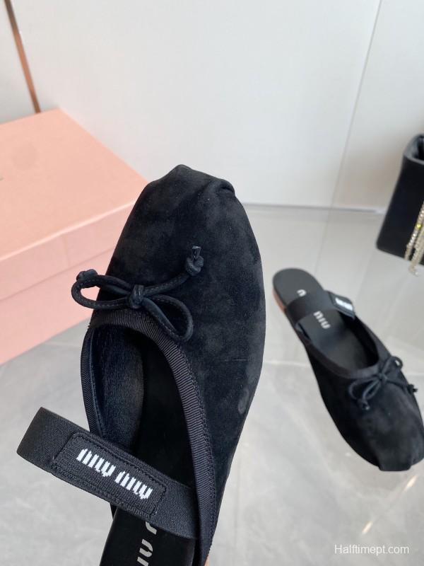 2025 Women Miu Miu Black Suede Ballet Flat Elastic Band Ballerina Slippers KFY00280