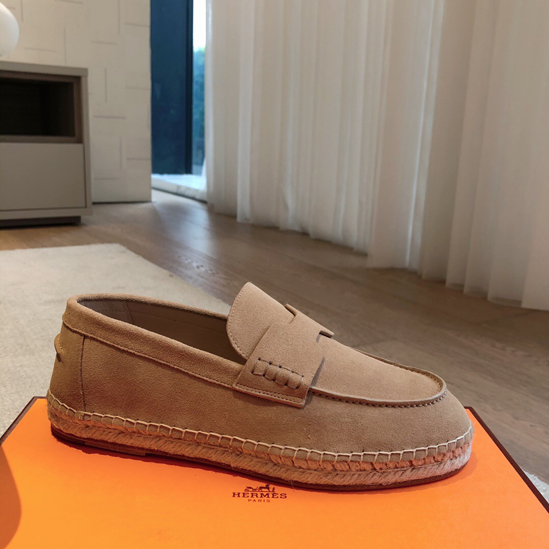 2025 Unisex Hermès Beige Calfskin Suede Loafers AS00380