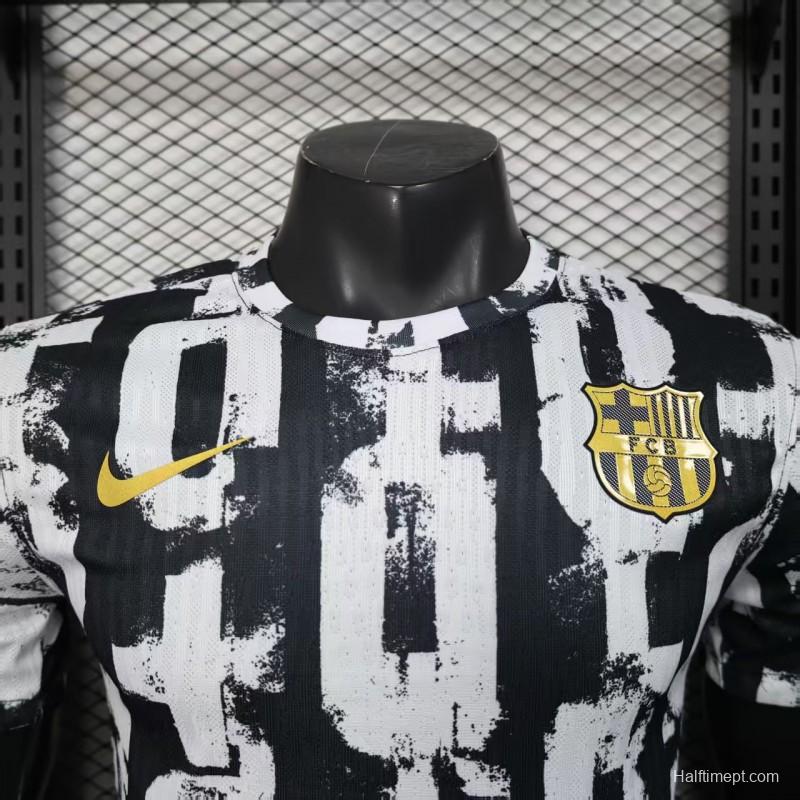 Player Version 25/26 Barcelona Black with Distressed Stripes Jersey