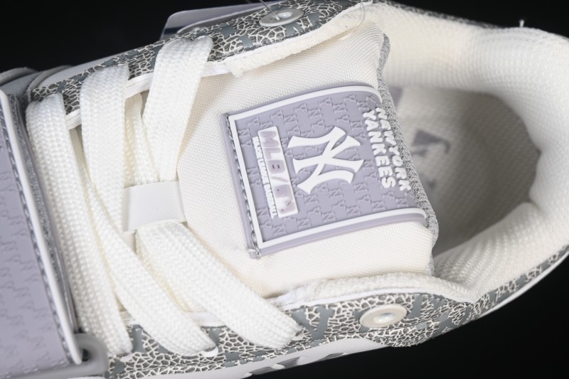 Adidas NY MLB Chunky Liner Pocket Monogram New York Yankees Platform Sneakers - 3ASXP025N50GRS