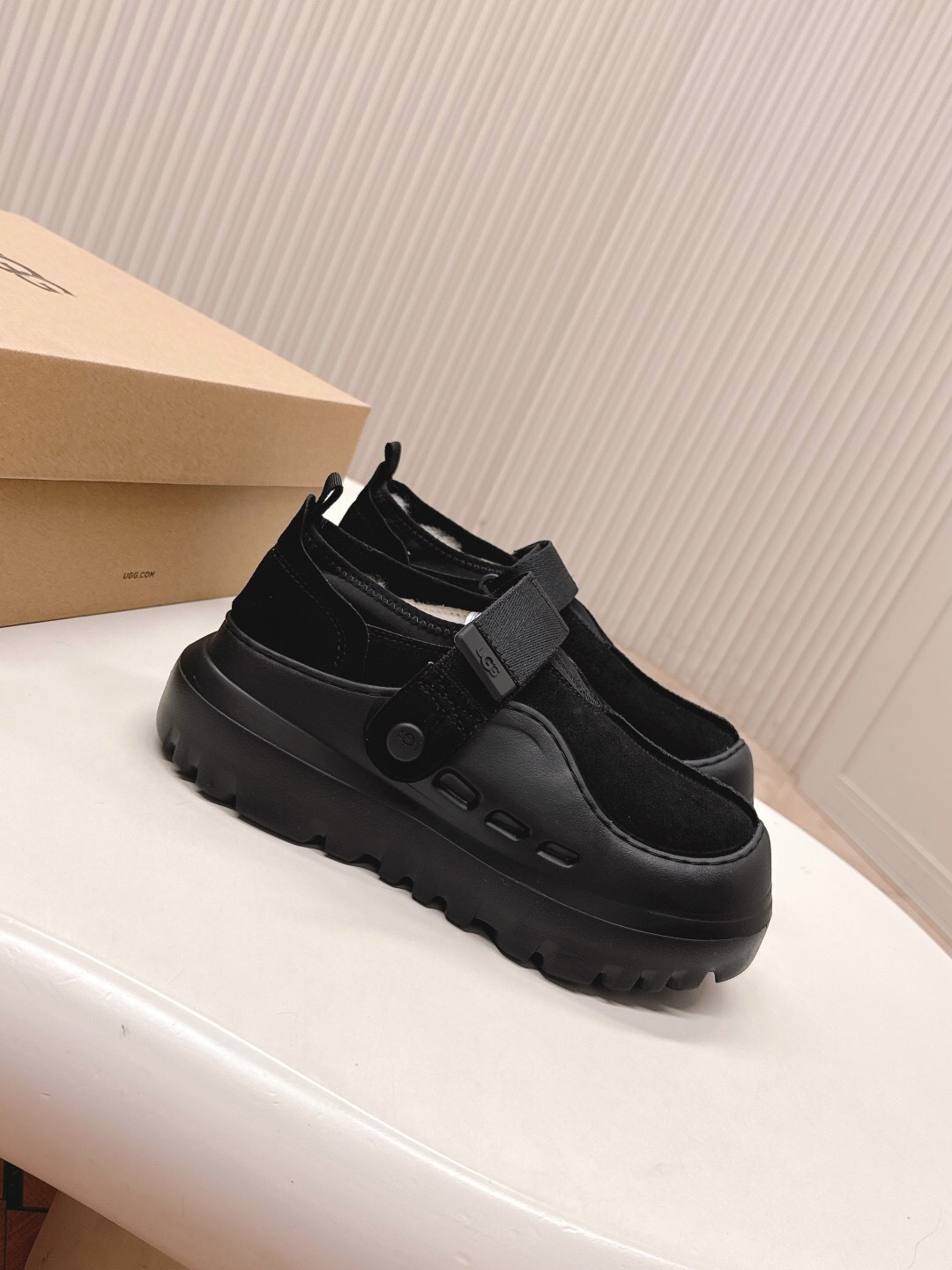 UGG 2025/SS New Wool Shoes - KFY00260