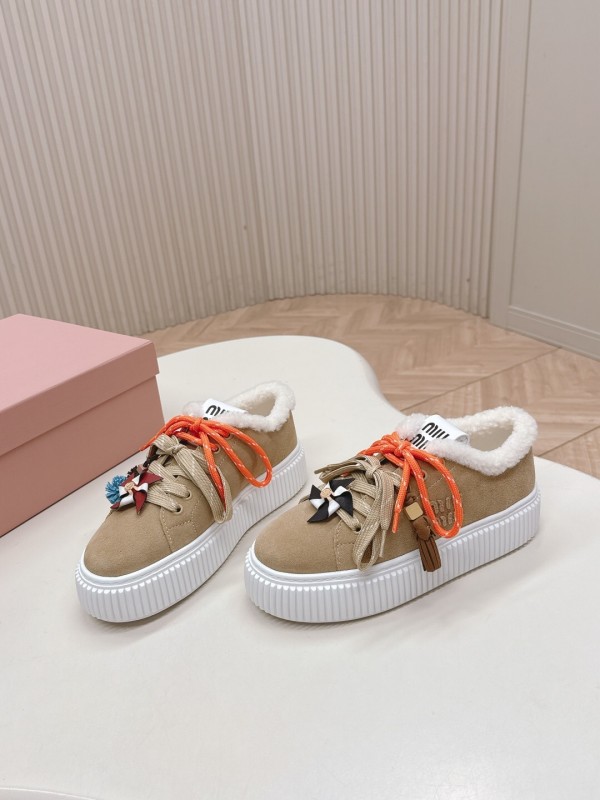 Miu Miu 3D Embroidered Platform Casual Shoes - LY00320/LY00340