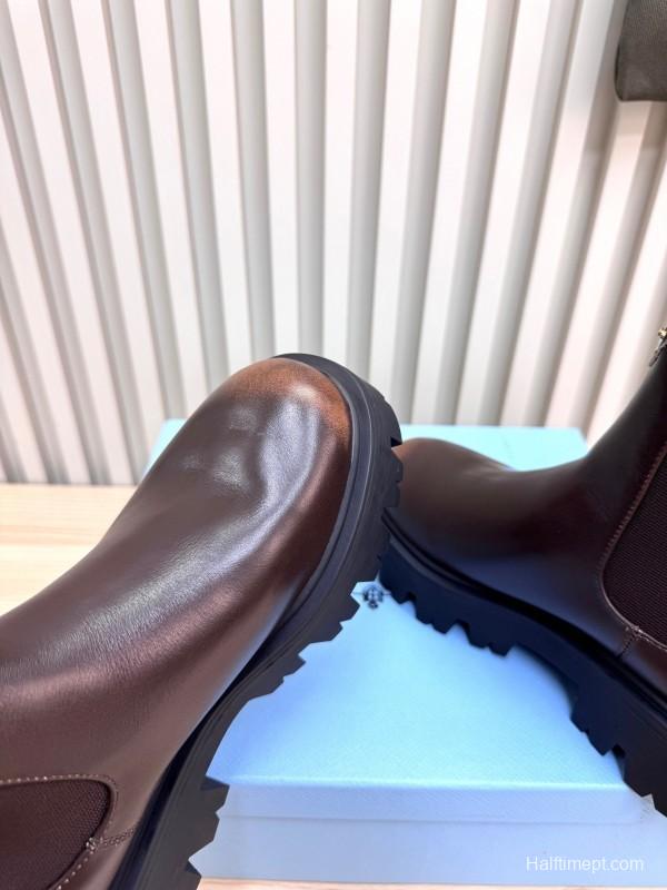 Prada Spring/Summer 2025 Platform Ankle Boots - LY0340