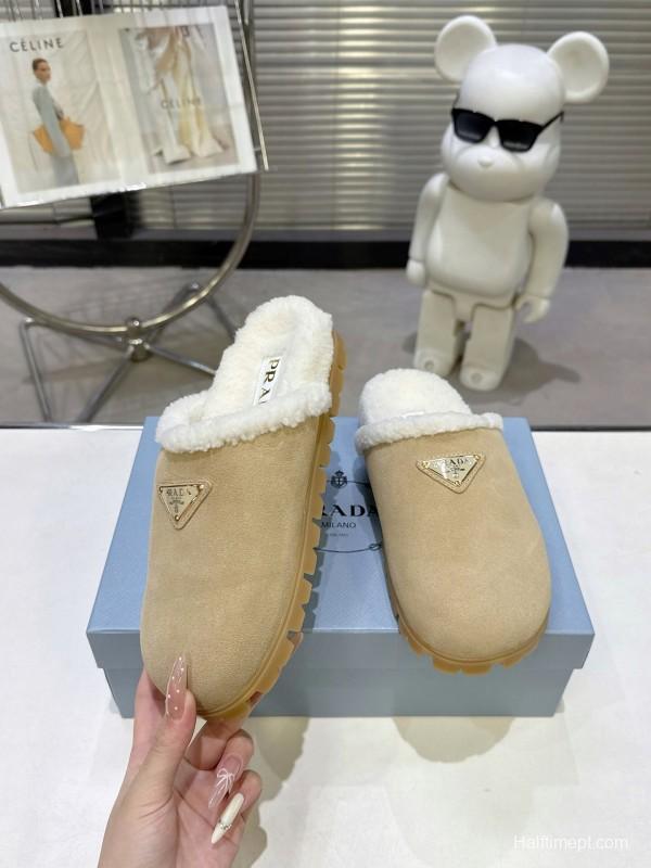 Prada Fall/Winter 2025 New Mule Slippers with Triangle Buckle Bread Loaf Toe - KFY00270