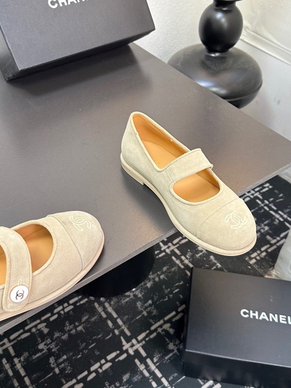 Chanel 2025 SS Classic Quilted Slide Sandals - KFY00280