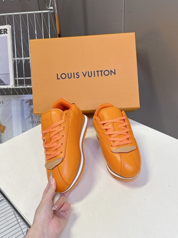 Louis Vuitton 2025 SS Pharrell Williams Collaboration Thick Sole Sneakers Retro Running Shoes - KFY00380/KFY00390