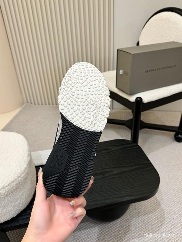 Brunello Cucinelli Casual Sneakers with Textured Calfskin and Seasonal Colors - KFY00320