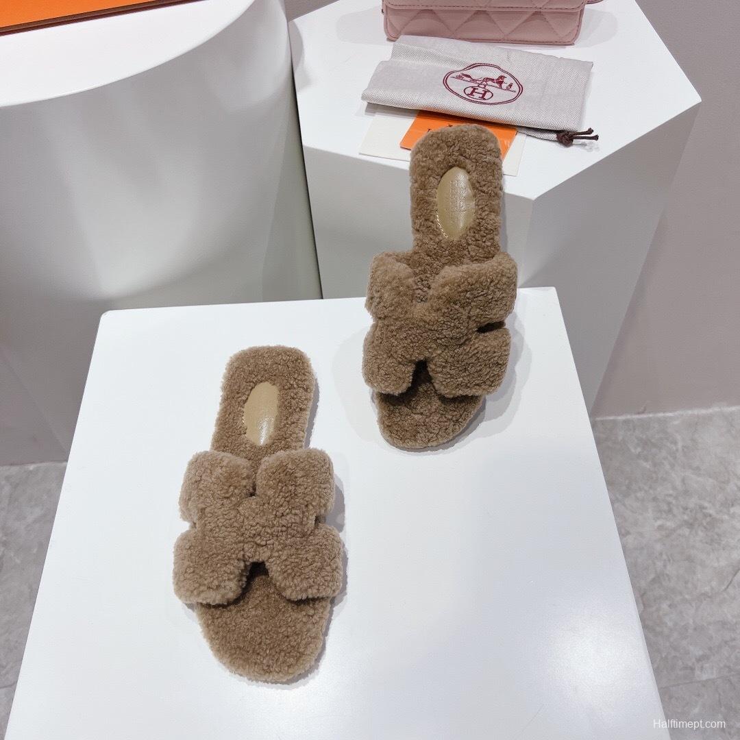 Hermès Teddy Wool H Slippers Flat Fur Slides - LY00240
