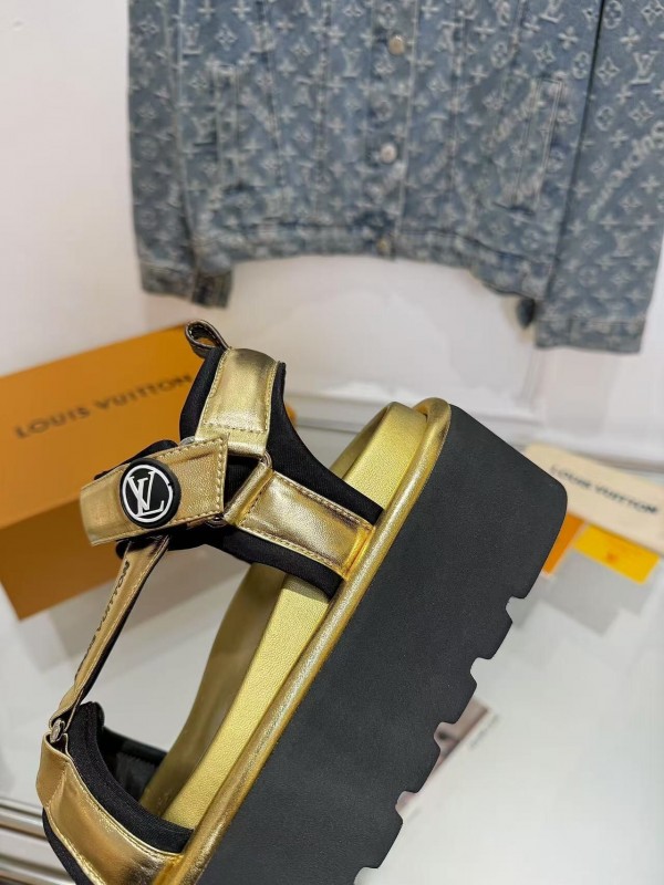 Louis Vuitton 2025/SS Latest High-End Fashion Versatile Sandals with Thick Sole Heightening and Slimming Effect - LY00