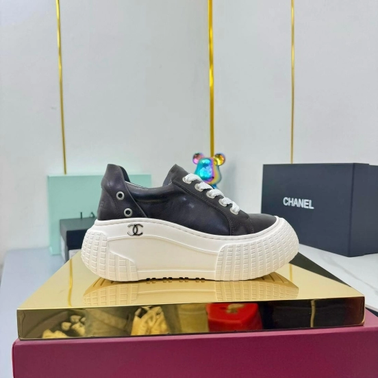 Chanel 2025 SS Panda Loafers Fashion Sneakers - LY00330