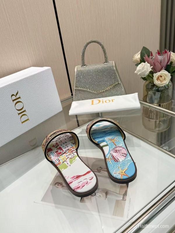 Dior 2025 SS Embroidered Monogram Slippers for Women with Lambskin Lining - L Y00200/L Y00240