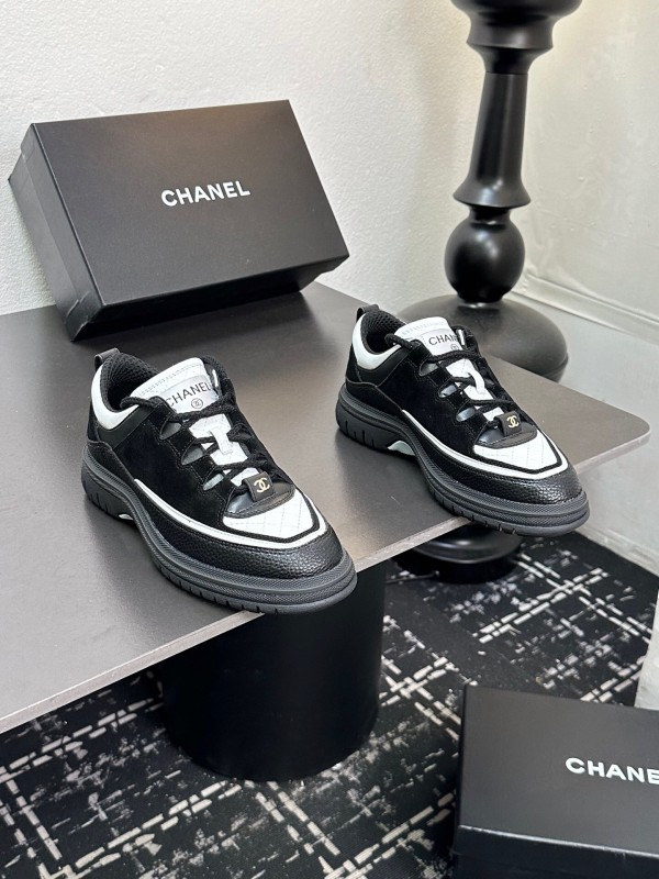 Chanel Spring/Summer 2025 Runway Thick Sole Sneakers - LY00320