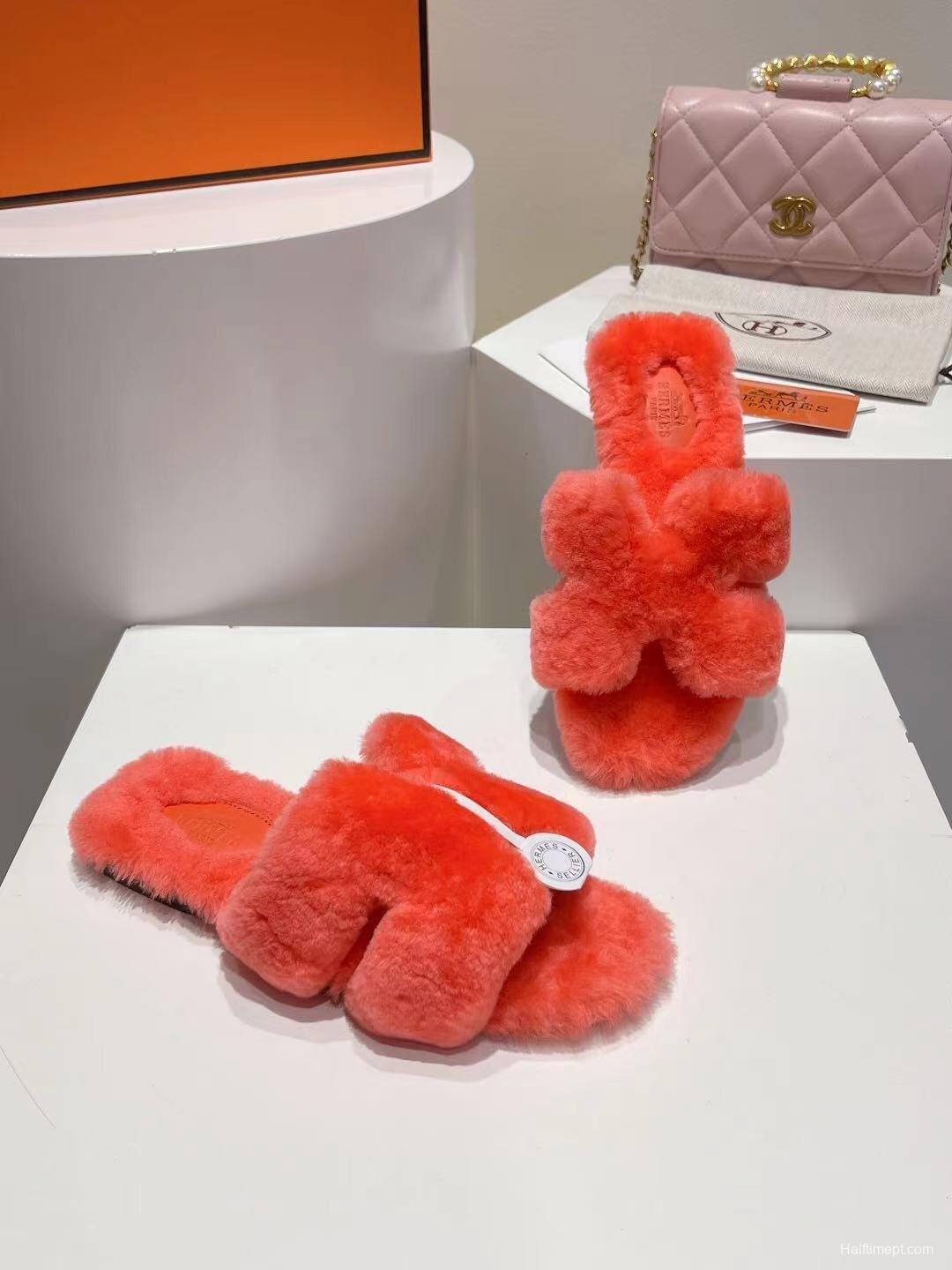 Hermès 2025 SS Love Fur Slippers Flat Sole Autumn Winter Collection - LY00240