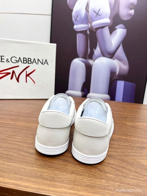 Dolce & Gabbana 2025 SS Casual Shoes with Exaggerated Fashion Style - AS00270