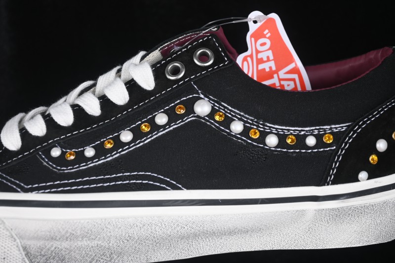 Vans Old Skool Low-Top Casual Skateboarding Shoes - VN000S52BLK