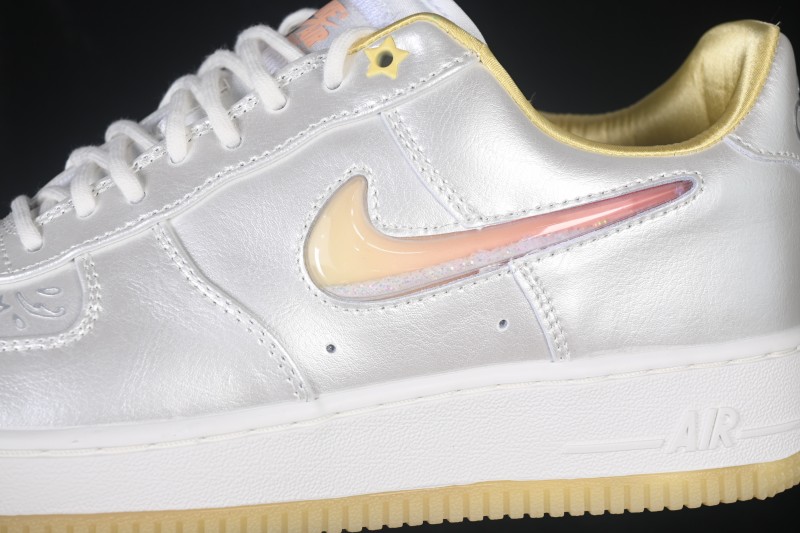 Nike Air Force 1 '07 Low Collaborative Skateboarding Shoes with Full-Length Air Cushion - IR8218-118
