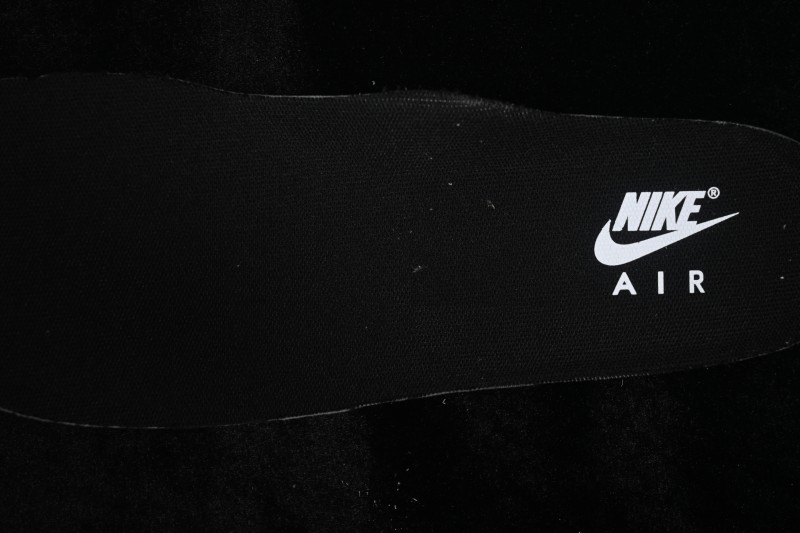 Nike Air Force 1 '07 Low Casual Sneakers with Full-Length Air Cushion - IR0952-001