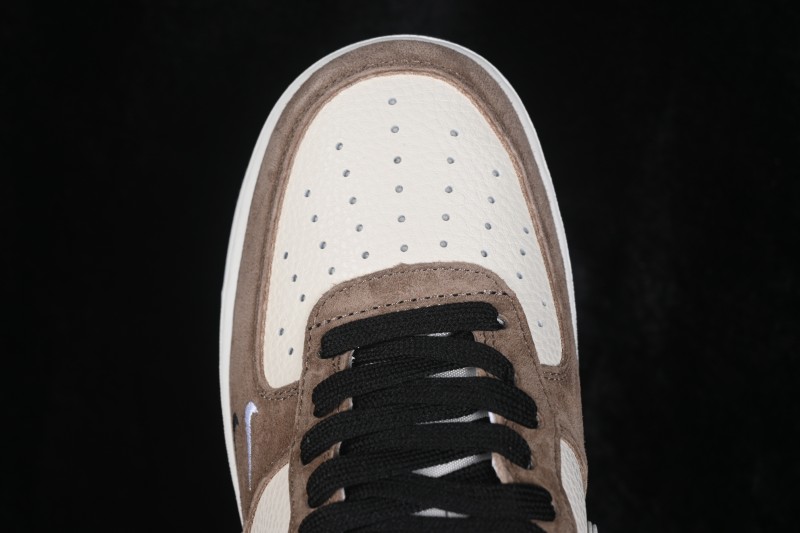 Nike Air Force 1 '07 Low Collaboration Skateboarding Shoes with Full-Length Air Cushion - WY0655-101