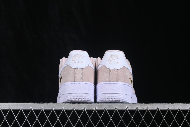 Nike Air Force 1 '07 Low Basketball Shoes with Classic Leather Upper and Cushioned Sole - IQ9964-600