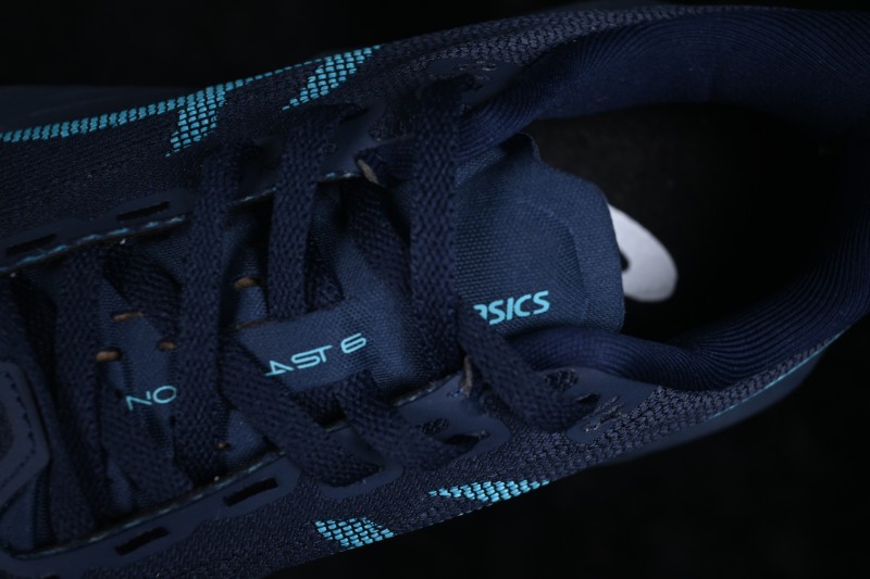 Asics Novablast 6 Retro Running Shoes with Breathable Mesh and Cushioned Sole - 1012C008-406