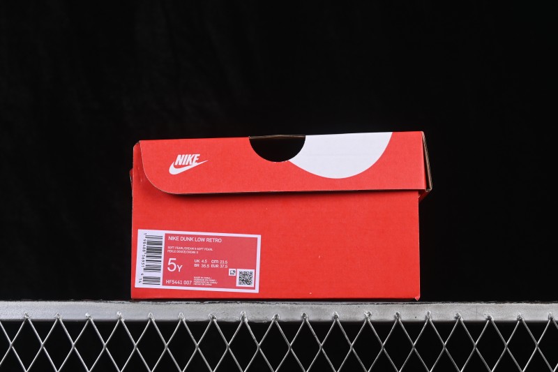 Nike SB Dunk Low Retro Skateboarding Shoes with Mist Purple Suede Upper - HF5441-007