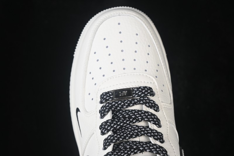 Nike Air Force 1 '07 Low Casual Sneakers in Milk White with Full-Length Air Cushion - MM5288-072