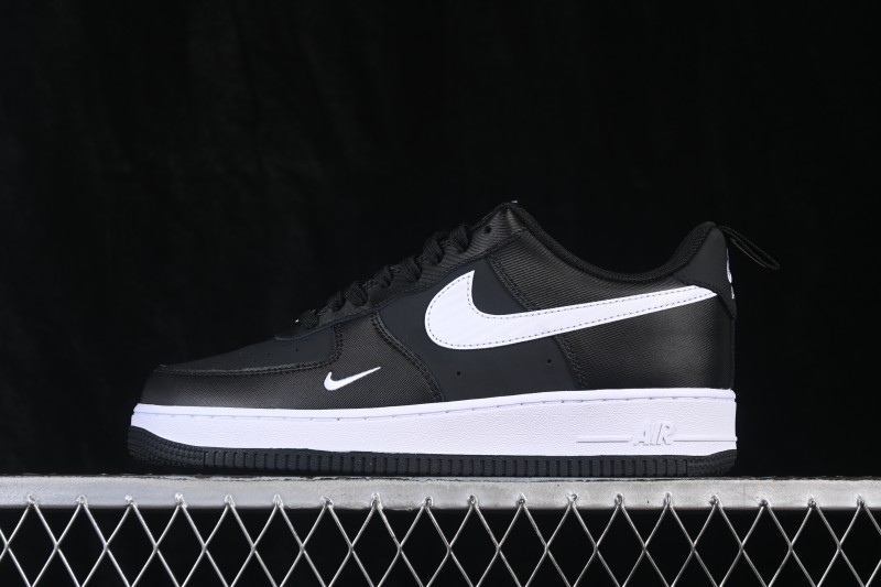 Nike Air Force 1 '07 Low Casual Skateboarding Shoes with Full-Length Air Cushion - IR5599-001