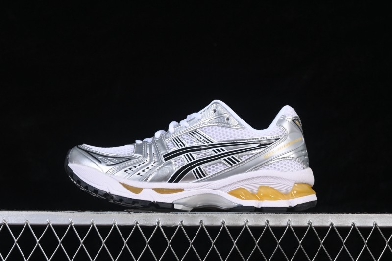 Adidas Adidas Running Shoes with Advanced Comfort Technology - 1203A537-101