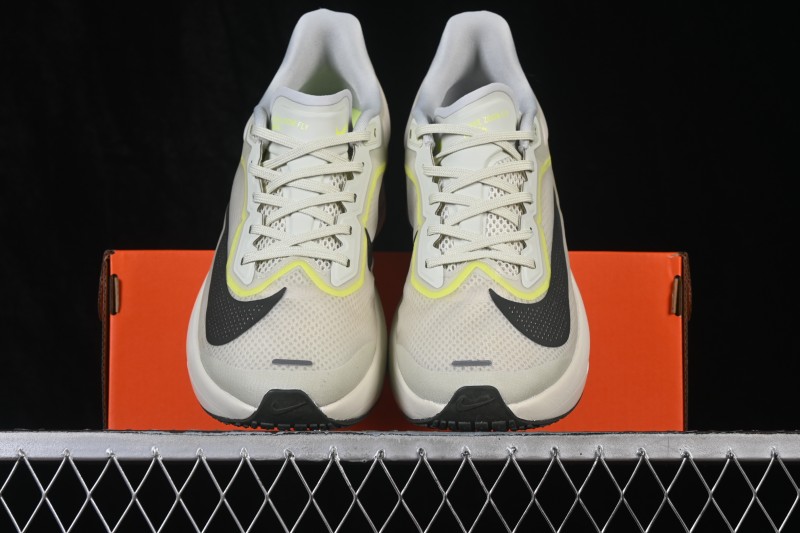Nike Zoom Fly 6 Running Shoes with React Foam and Carbon Fiber Plate - FN8454-004