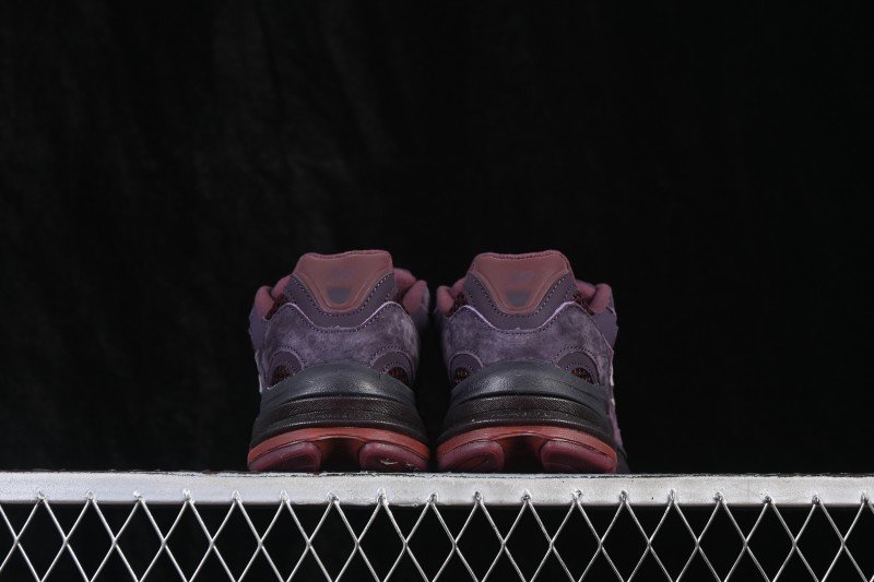 New Balance 2010 Series Retro Running Shoes with Suede and Mesh Upper - U2010RP1
