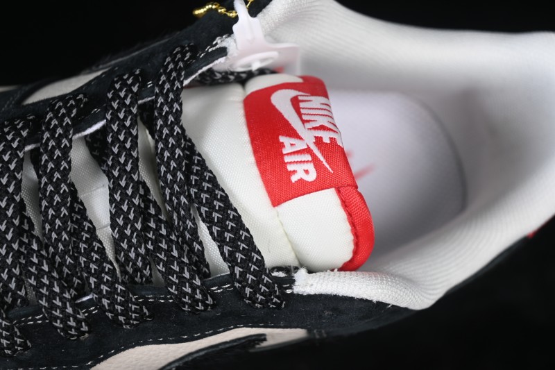 Nike Air Force 1 '07 Low Basketball Sneakers with Black and White Color Blocking - HT5088-630