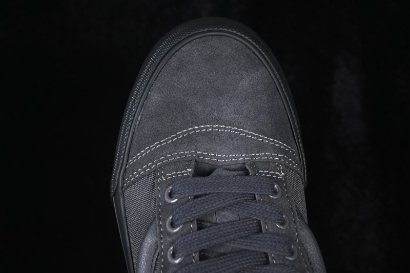 Vans Old Skool Low-Top Casual Skateboarding Shoes - VN000EE6O79